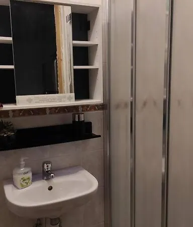 Popi Al Mare In Con Giardino E Wifi Apartment Sestri Levante