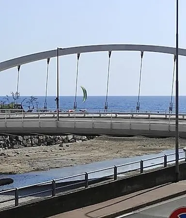 公寓 Popi Al Mare In Con Giardino E Wifi 东塞斯特里